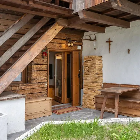 Beautiful Ground Floor Flat Few Steps From Centre 코르티나 담페조