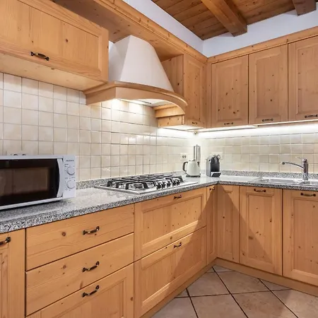 Lejlighed Beautiful Ground Floor Flat Few Steps From Centre Cortina dʼAmpezzo