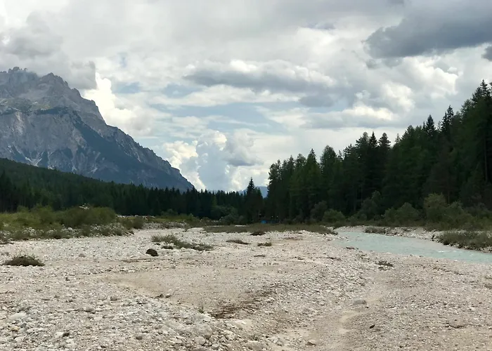 Beautiful Ground Floor Flat Few Steps From Centre Apartment Cortina d'Ampezzo