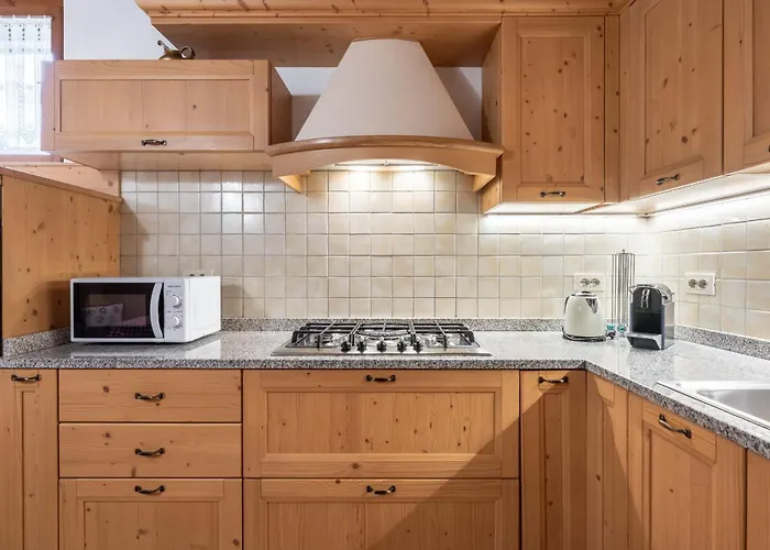 Beautiful Ground Floor Flat Few Steps From Centre * Cortina d'Ampezzo